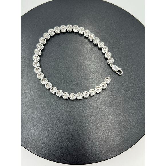 Sterling Silver 925 Classic Diamond Tennis Bracelet Tested 12.6g Design 7.5" - Picture 10 of 10